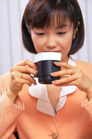 特殊紙で印刷やデザイン制作ができます